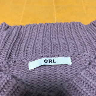 グレイル　ざっくりVネックセーター
