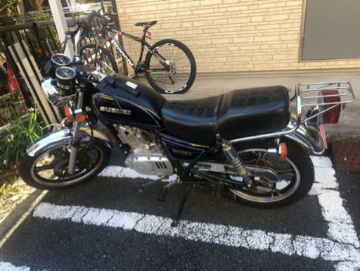 スズキgn125 三段付シート 風防 社外サイレンサー・サス