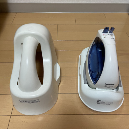 コードレススチームアイロン Panasonic NI-CL37E7