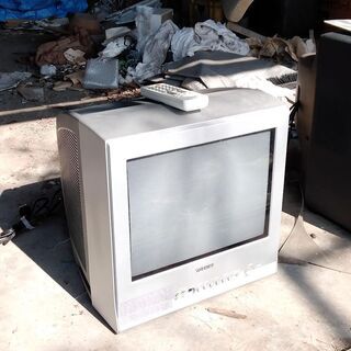 差し上げます。古いテレビ２台