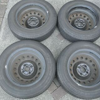 初代トヨタシエンタ純正スチールホイール付タイヤ（セイバーリング