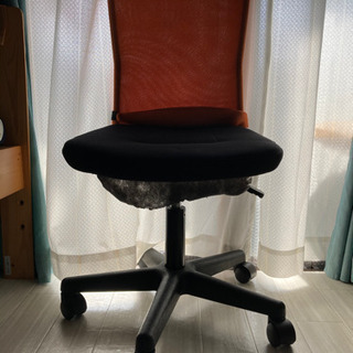 【ネット決済】キャスター付きの椅子