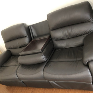 【美品】ニトリリクライニング本革ソファー