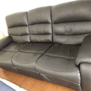 【美品】ニトリリクライニング本革ソファー