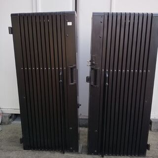 アコーディオン門扉