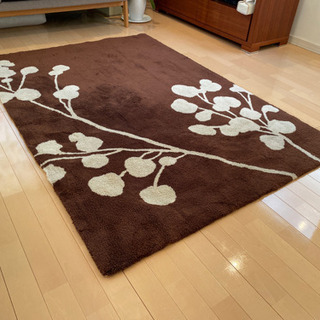 茶色花柄カーペット(130×190)