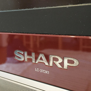 AQUOS 37型 ブルーレイ・DVDドライブ内蔵テレビ