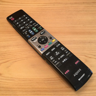 AQUOS 37型 ブルーレイ・DVDドライブ内蔵テレビ