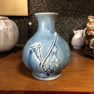 青色の花瓶