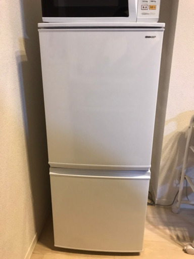 冷蔵庫　SHARP 137L 冷凍冷蔵庫
