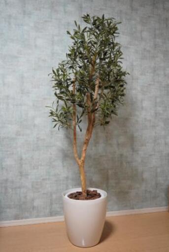 フェイクグリーン 大型 人工観葉植物 オリーブ実付き 高さ１.５ｍ