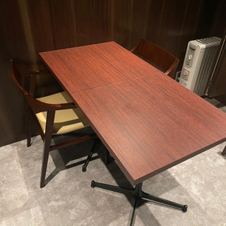 木製テーブル　2台