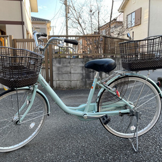 【ネット決済】オシャレな水色の自転車★綺麗です★後ろカゴ付き
