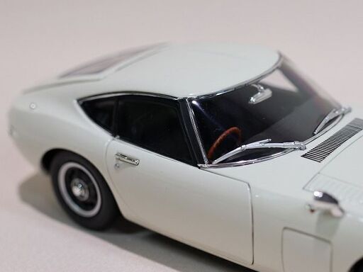 苫小牧バナナ】美品 EBBRO Premium Collection TOYOTA 2000GT 1/24