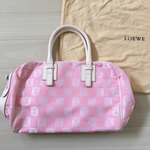 ロエベ　ハンドバッグ　アナグラム