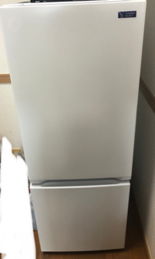 一人暮らし用冷蔵庫　（156L)（お取引調整中）