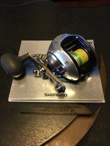 シマノ　ジギングリール　CURADO 301H J