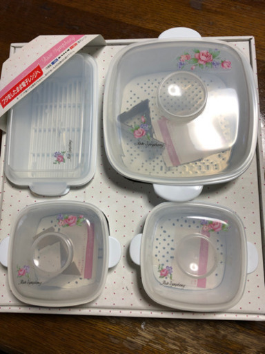 プラスチック容器　4個セット