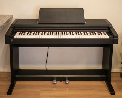 【電子ピアノ・値下げしました】Roland HP-900L