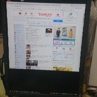 液晶モニター 21型1200x1600