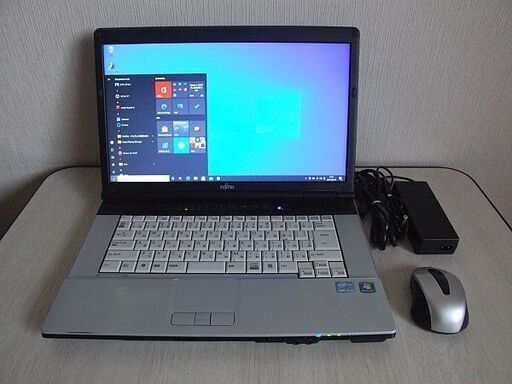 高速SSD12GB搭載　第二世代 Core i7-2620M フルHD LIFEBOOK E741/C ノートパソコン（3747）