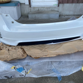 プリウスα モデリスタ　リヤバンパー