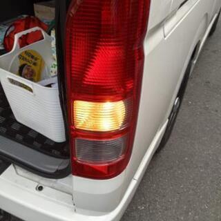 ハイエース 新車外し テールランプ ハイエースsuperGL200系4型新車外し