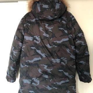BURBERRY BLACK LABEL】 サイズL ダウンコート カモフラ柄