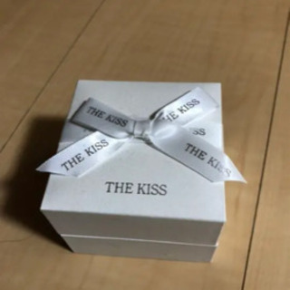 THE KISSのネックレス