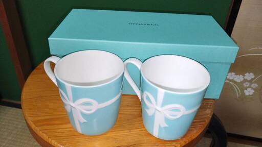 TIFFANY＆Co. ティファニー　コーヒーカップ？ ２つセット　売ります。