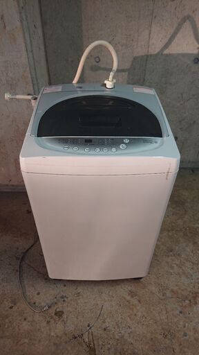 東芝2012年製洗濯機容量4.6キロ　格安で売ります！