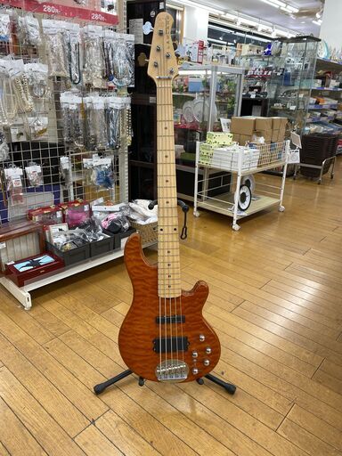 【トレファク東久留米店】LAKLANDの5弦エレキベース入荷致しました！