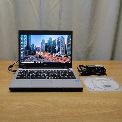 ご購入頂きました 超美品 高速・軽量・高性能ノートPC NEC Versa Pro 13.3インチ IPS液晶 Win10 pro・Office 2019 pro 搭載 Core i5 メモリー8GB SSD 240GB（新品）DVDドライブ搭載（新品）重量1.4㎏