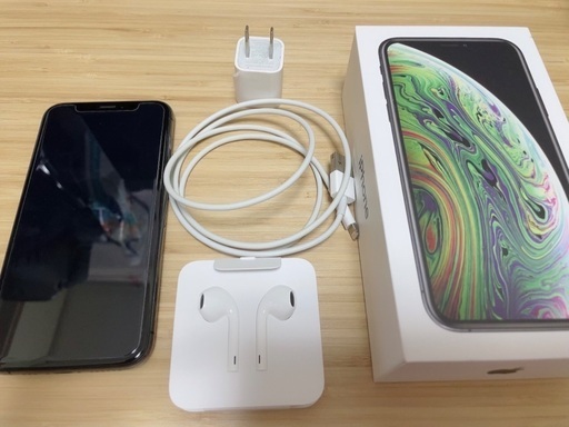 iPhone Xs Space Gray 256 GB (iFaceケース付