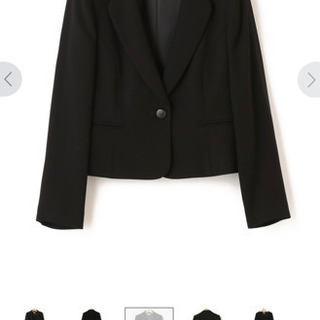 ブラックフォーマルとパンプス