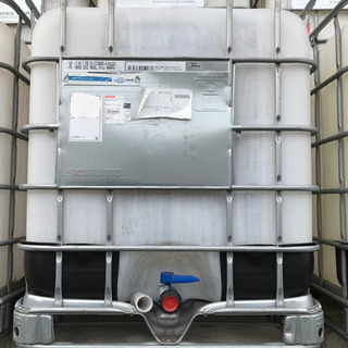 1000リットルの水タンク