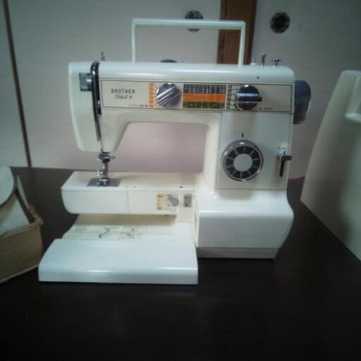 ブラザー ミシン 無料 ご相談中 ぽんこ 尼崎の家具の中古あげます 譲ります ジモティーで不用品の処分