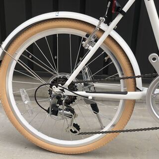 【売切】新車🌸オシャレ　ミニベロ🌸シークレットコード206　ホワイト☆6段変速