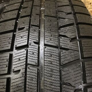 新品 YOKOHAMA ice GUARD iG50 PLUS 215/50R18 18インチ スタッドレス 4本 2015年製 CX-3 audi Q2等　(VTY267) クレジットカード QR決済可能 新品 YOKOHAMA ice GUARD iG50 PLUS 215/50R18 18インチ スタッドレス
