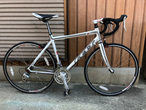 FELT Z100 サイズ56 3×8S フェルト　ロードバイク　クロスバイク　自転車