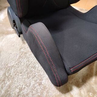 ルイヴィトン ハンドバッグ エピ M52957-M2販売 リクライニング セミバケットシート タイプRS 赤ステッチ[MFR-BLACK-R]