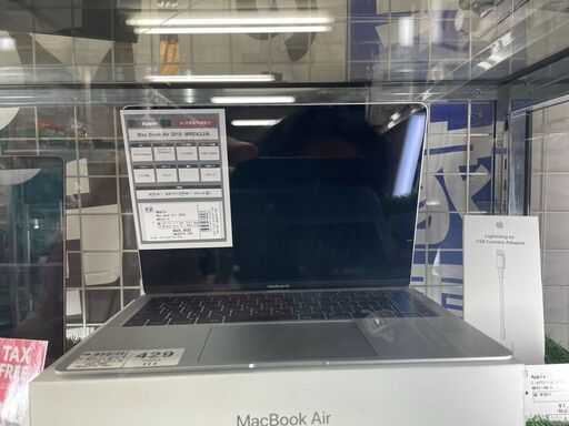 アップル　Mac Book Air 2018年　MREA2/A