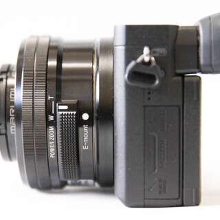 SONY α6400 ILCE-6400 パワーズームキット 16-50mm バッテリー3個付き 