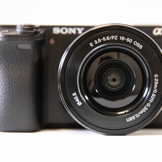 SONY α6400 ILCE-6400 パワーズームキット 16-50mm バッテリー3個付き
