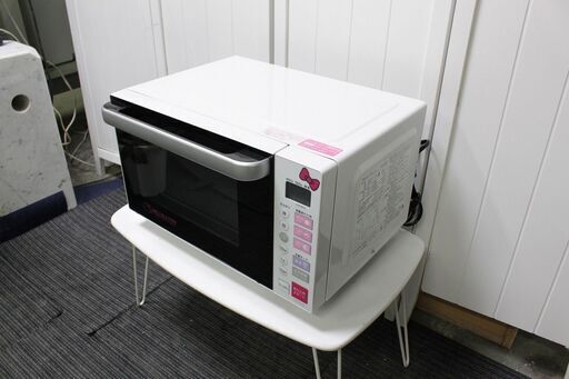 R2760) HELLO KITTY 中古ハローキティ　フラットテーブル　RMW-S18D1　ヤマダ電機オリジナル　廃盤モデル 2016年製! 電子レンジ 店頭取引大歓迎♪