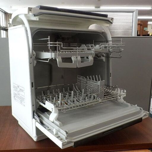 パナソニック 食洗機 NP-TR7 2014年製 ▷食器洗い乾燥機 2014年製 6人
