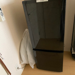 【ネット決済】MITSUBISHI 単身用冷蔵庫　【取引成立】