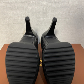 新品　牛革パンプス　サイズ24.5