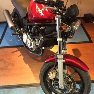 VTR250 キャブ　2000年式　登録、整備代込みの価格 !!