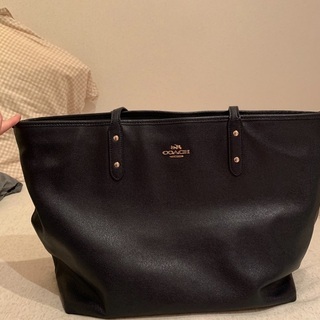 コーチ レザー ラージ シティー ジップ トップ トートバッグ ネイビー